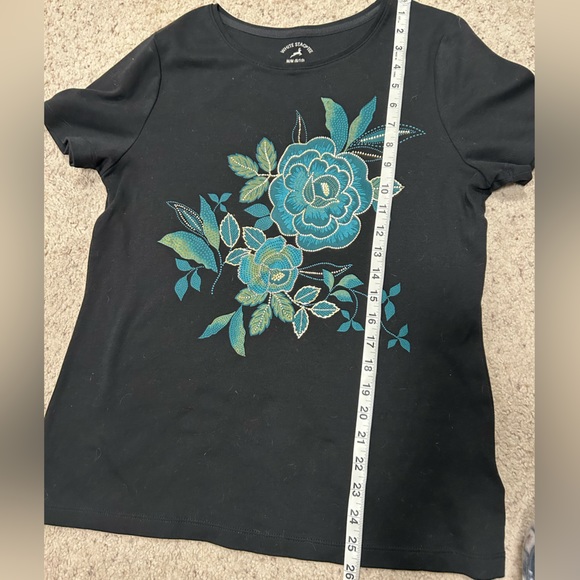 NWOT women’s t shirt with beautiful blue and green rose size M by White Stag - Picture 5 of 6